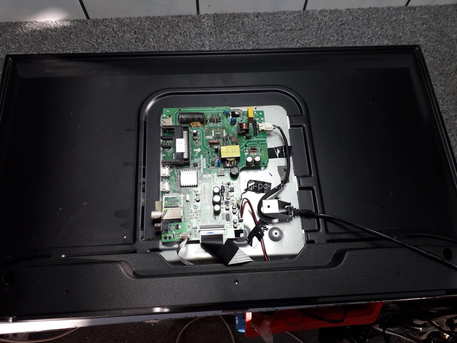 Zeal Mart lend Reparatie televizor UTOK U32HD10 - are sunet fara imagine , leduri defecte -
